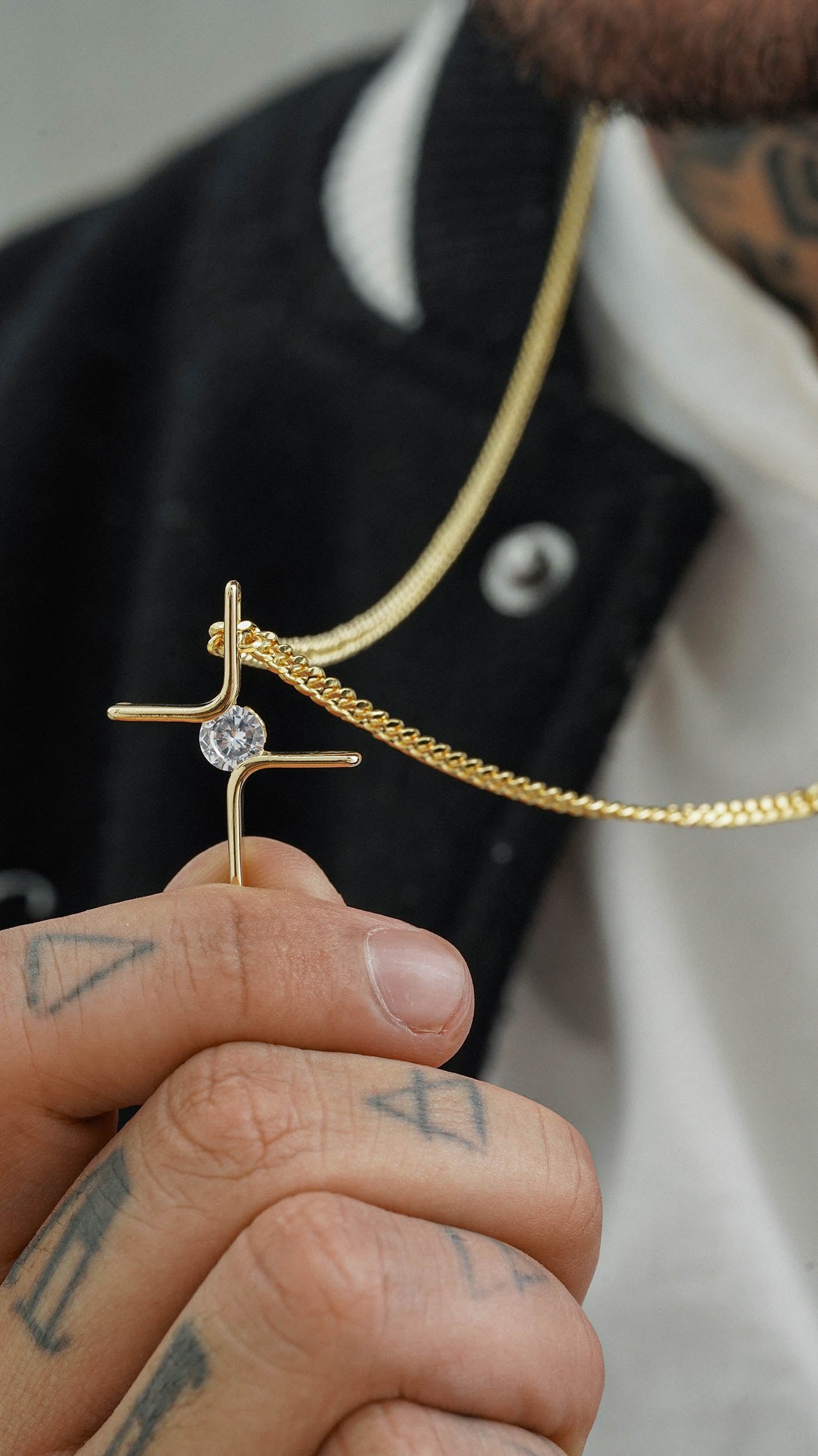 Cadena Cubana Eslabon + Dije cruz cristal (ENVIO GRATIS)